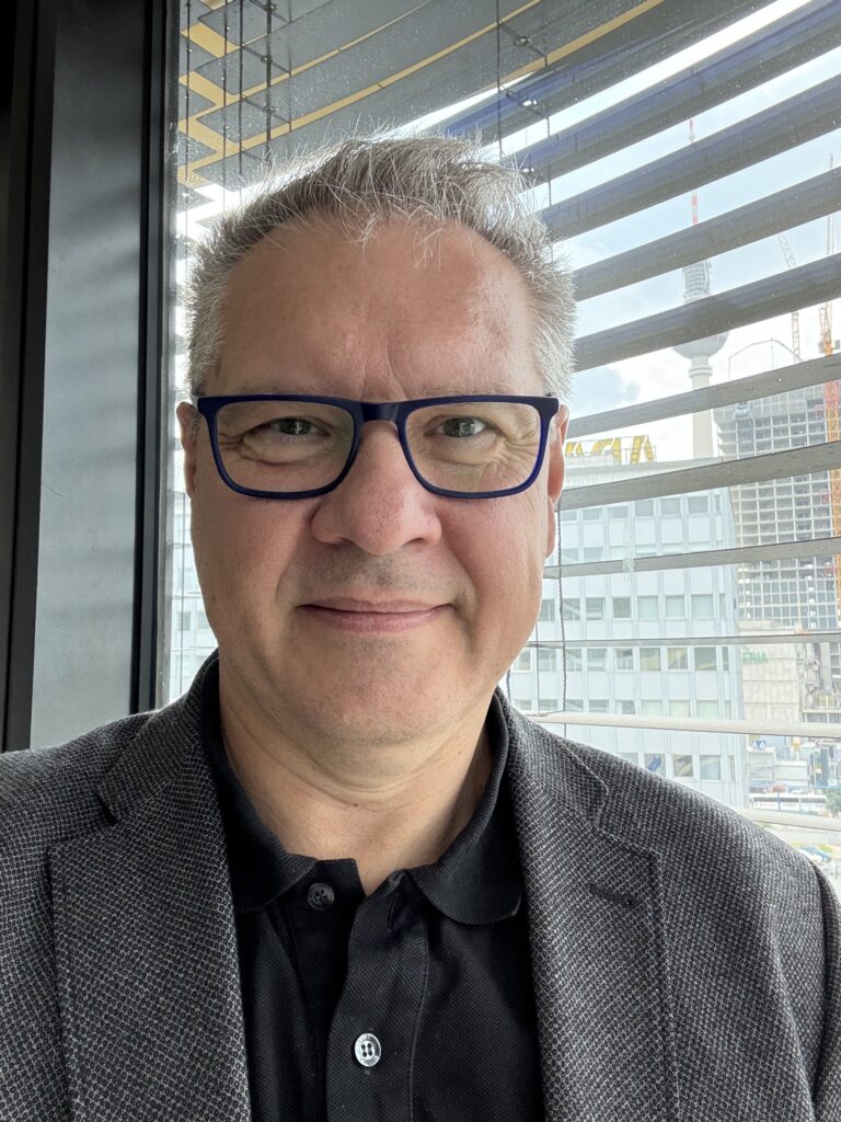 Michael Reischer Copilot und Microsoft Teams Rooms Experte